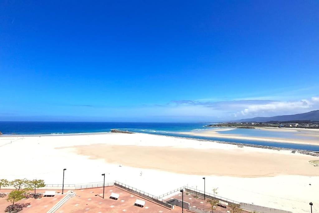 Apartamento Vistas Al Mar Con Piscina Y Terraza Foz Exterior photo